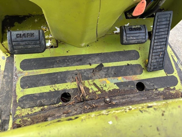 clark-c500-40-forklift-image-23