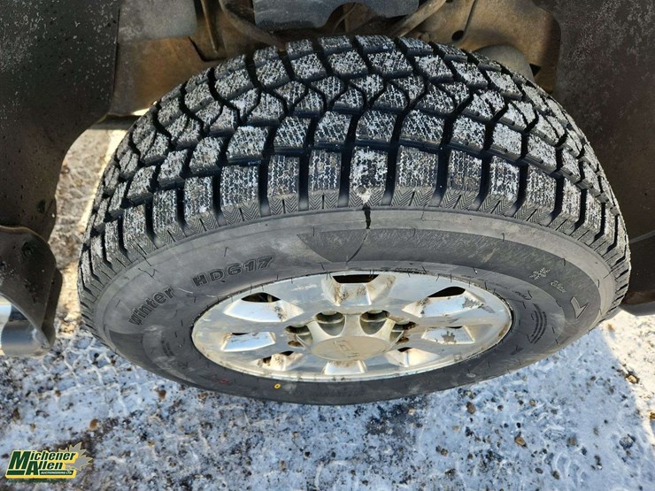 2013-gmc-sierra-3500hd-image-32