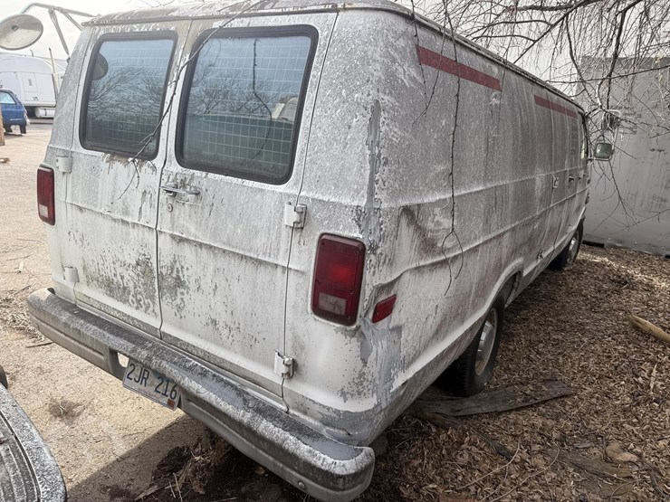 1992-dodge-ram-2500-image-6