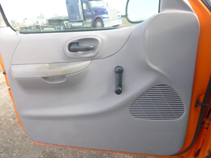 2000-ford-f150-image-17