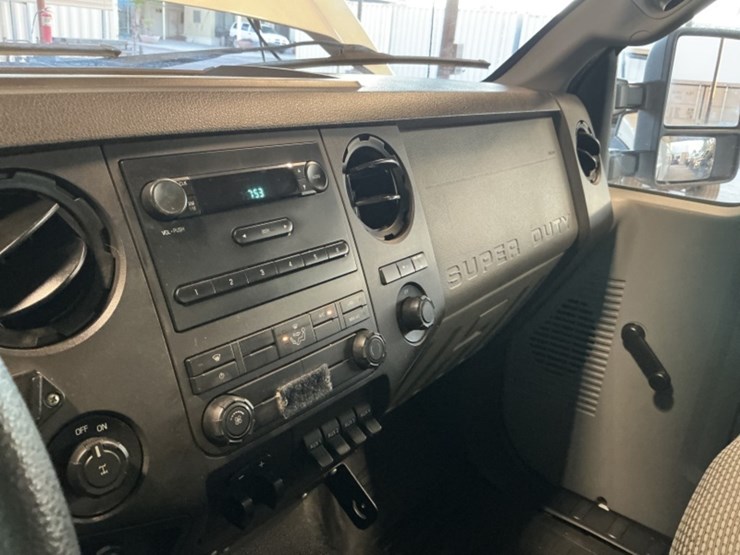 2013-ford-f350-image-18