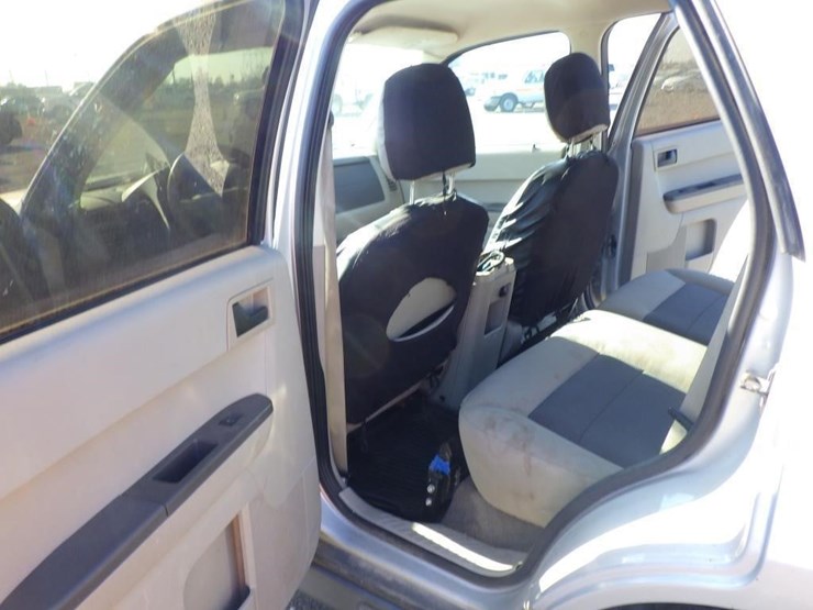 2008-ford-escape-image-7