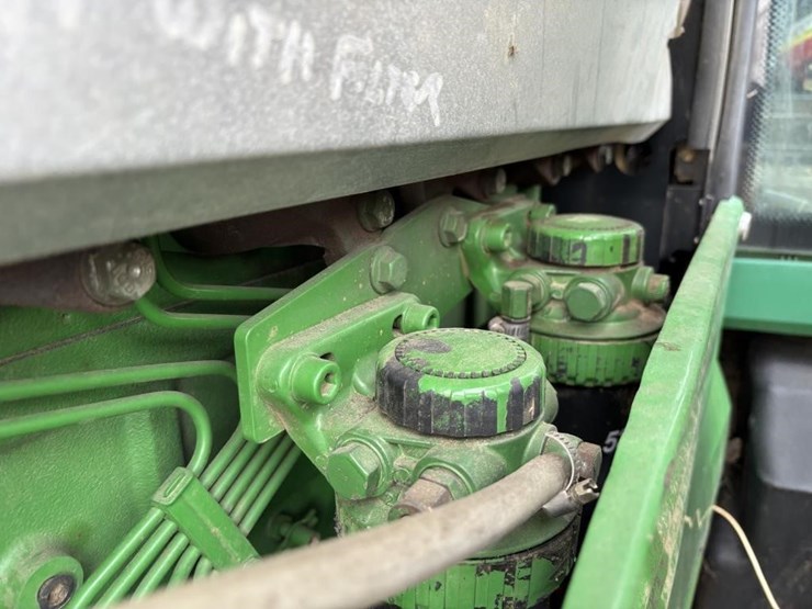 2003-john-deere-7220-image-42