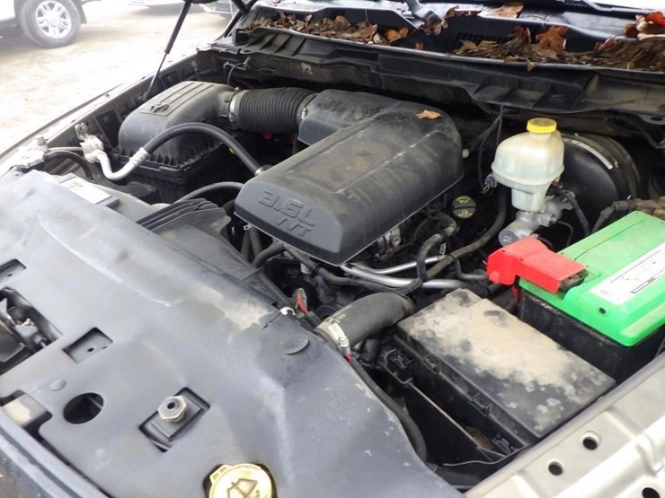 2014-dodge-1500-image-10