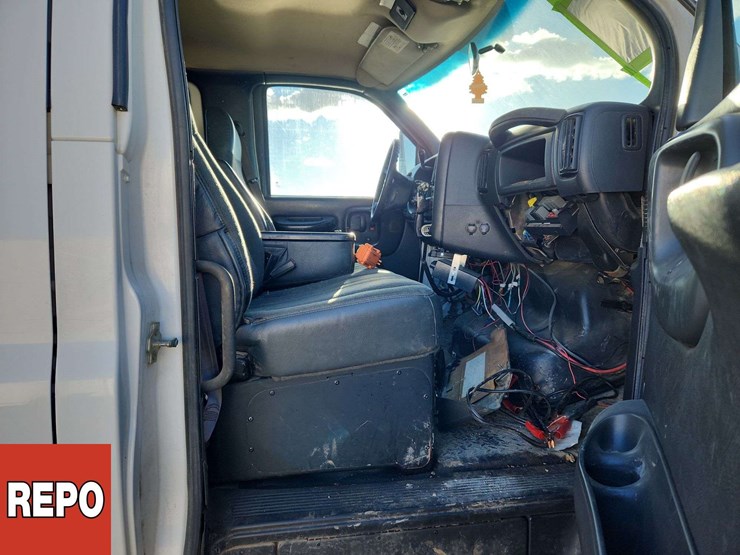 2007-gmc-topkick-c5500-image-17