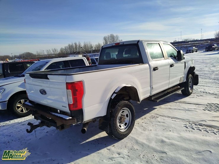 2019-ford-f350-image-4