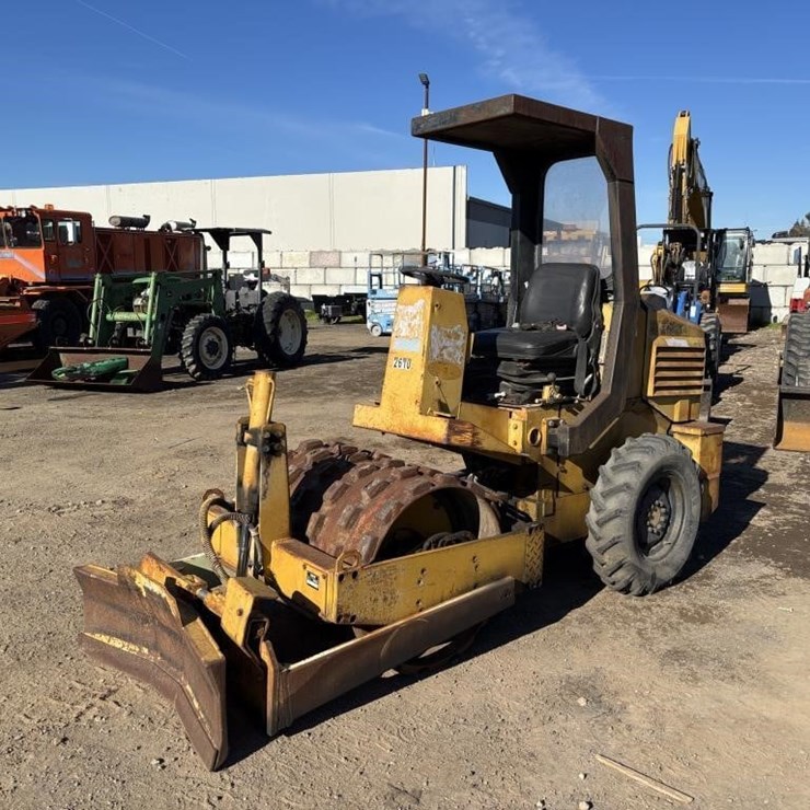 1999 Rammax Vibratory Compactor