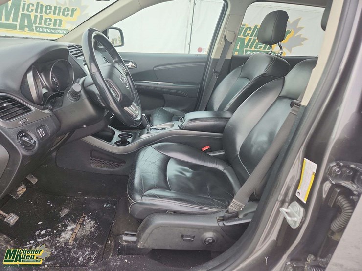 2018-dodge-journey-image-16