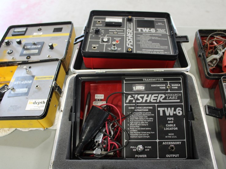 #1015-•-(3)-pipe-and-cable-locators-image-2