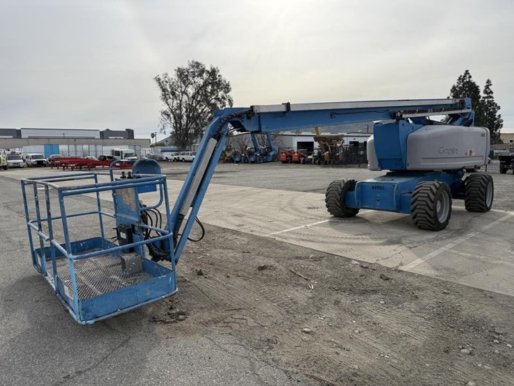 genie-s-80j-boom-lift-image-1