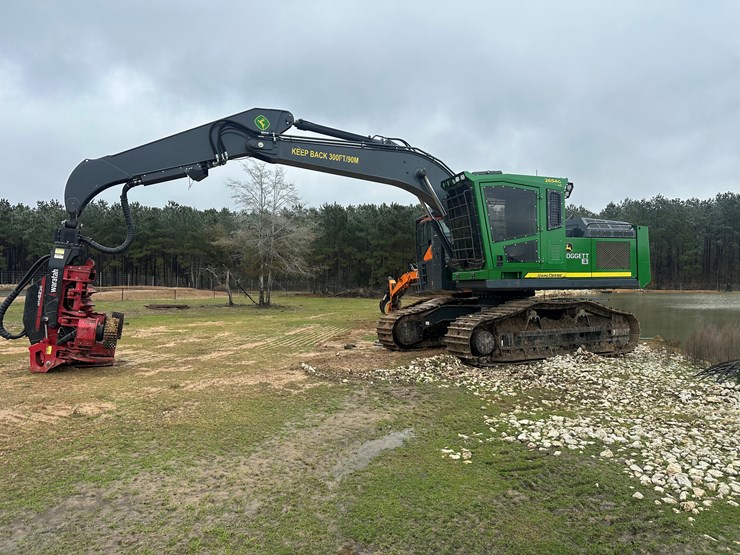 2025-deere-2654g-image-2