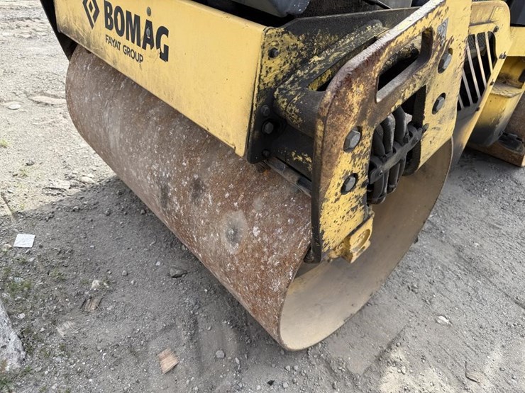 2014-bomag-bw120-image-20