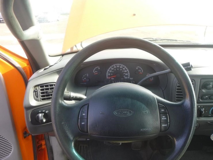 2000-ford-f150-image-13