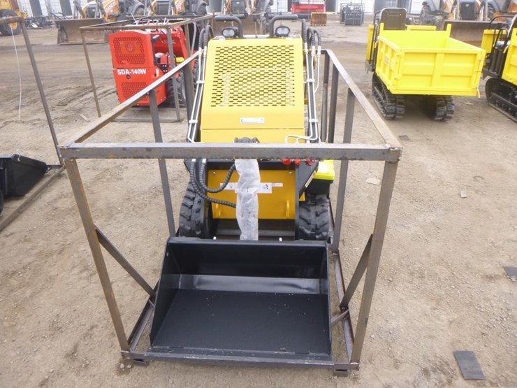 2025-agt-mx-mrt14-skid-steer-track-loader-image-5