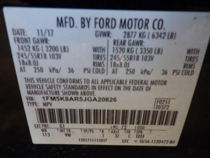 2018-ford-explorer-image-16