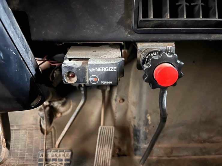 1993-international-254-image-16