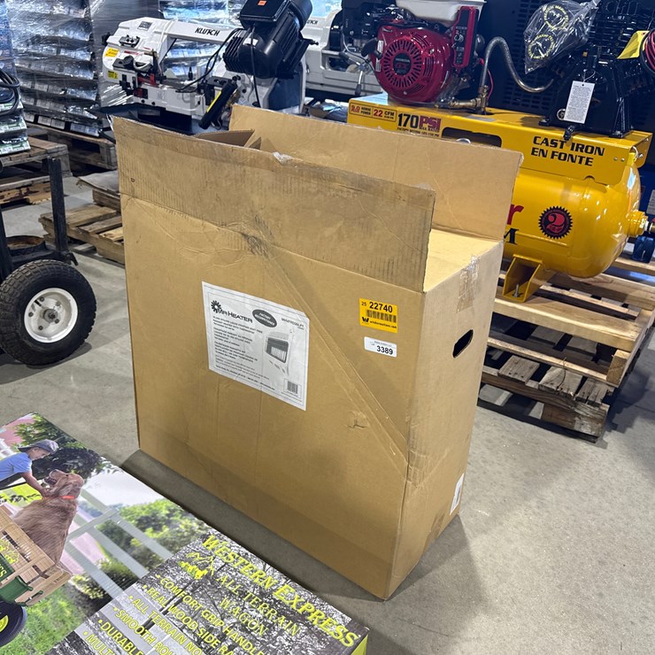 #3389 • Unused Mr Heater 30,000 BTU/HR Natural Gas Vent Free Radiant Heater INV# 22740