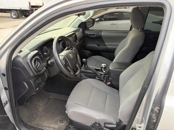 2020-toyota-tacoma-image-9