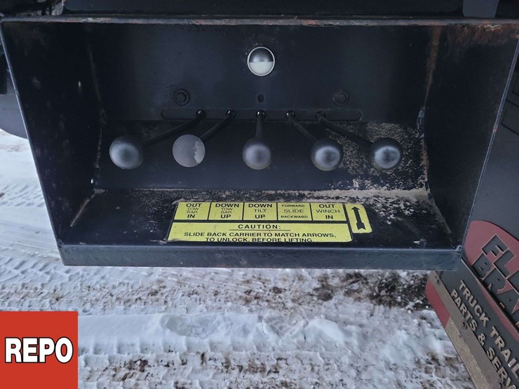 2007-international-workstar-7400-image-30