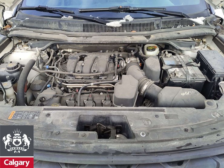 2016-ford-explorer-image-23