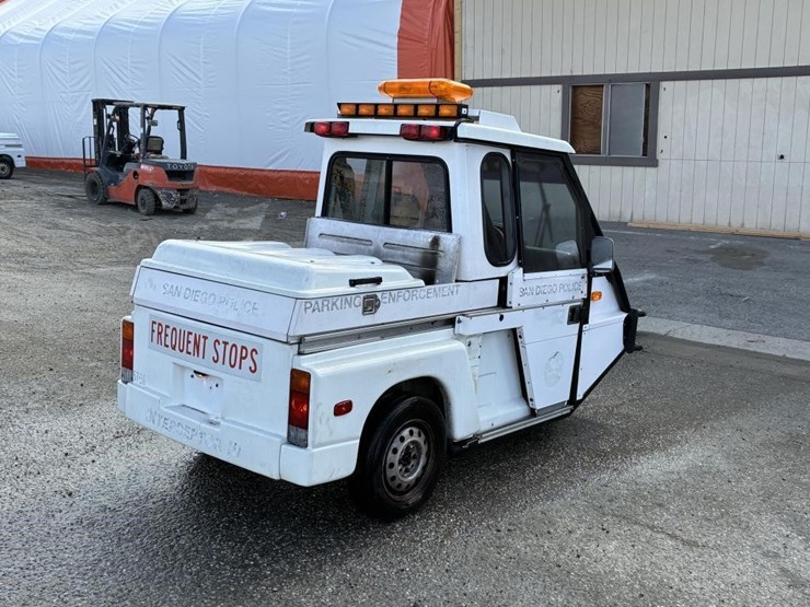 2011-westward-industries-go.4---3-wheel-vehicle-image-3