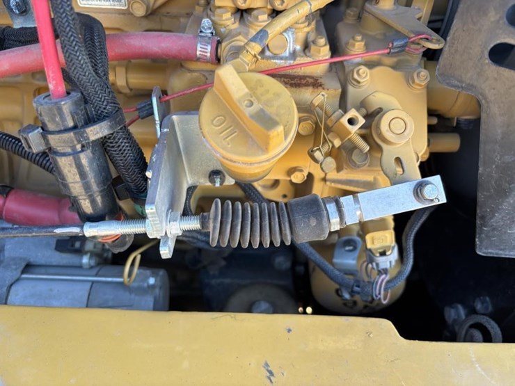 2018-caterpillar-303-image-52