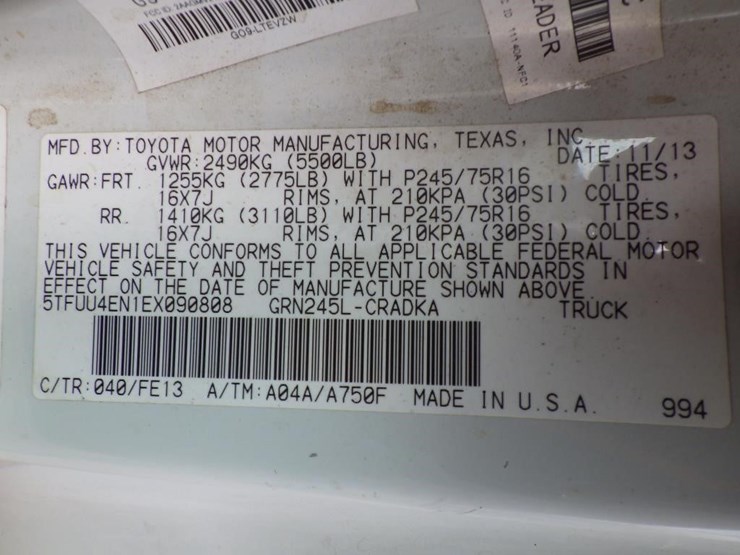 2014-toyota-tacoma-image-14