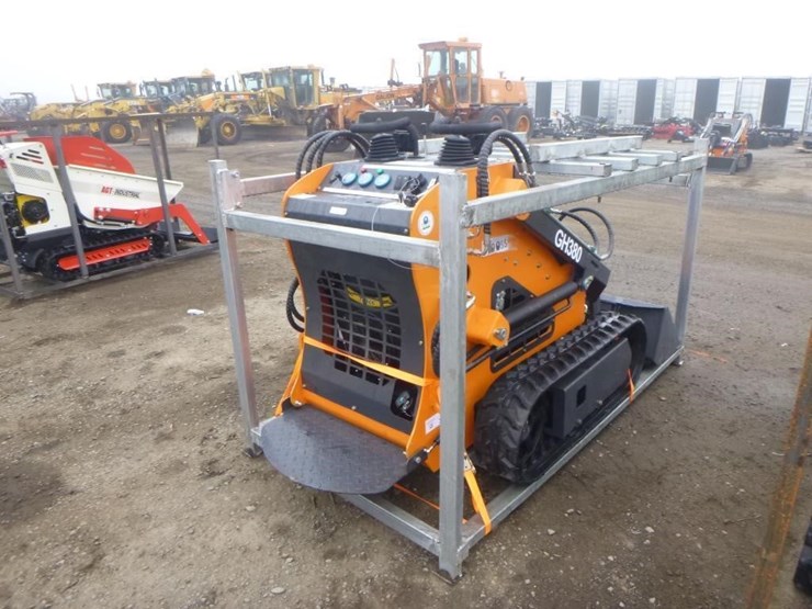 aboss-gh380-skid-steer-track-loader-image-3