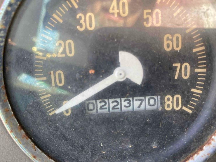 1970-international-2010a-fleetstar-firetruck-image-86