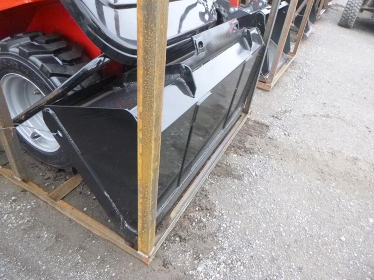 2025-agt-sda140w-skid-steer-loader-image-8