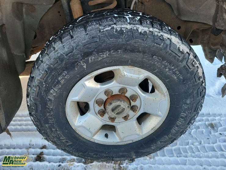 2011-ford-f350-image-8