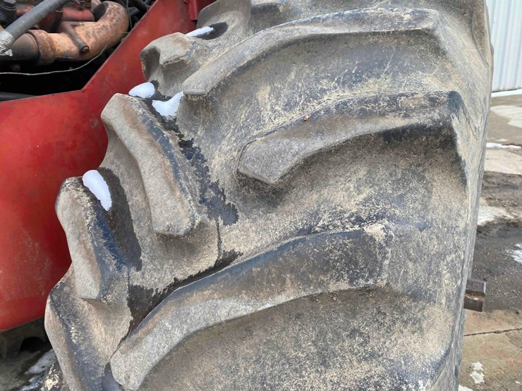 international-4568-project-tractor-image-42