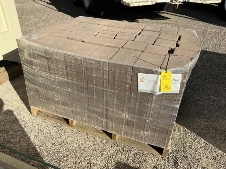 pallet-of-stone-pavers-image-2