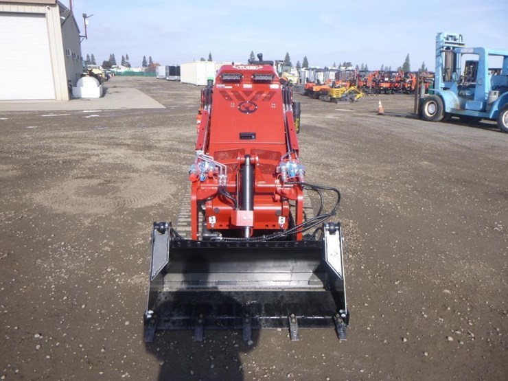 2025-stag-tl425-skid-steer-track-loader-image-6