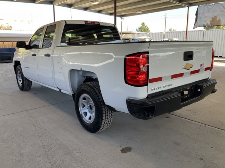 2017-chevrolet-silverado-1500-image-5