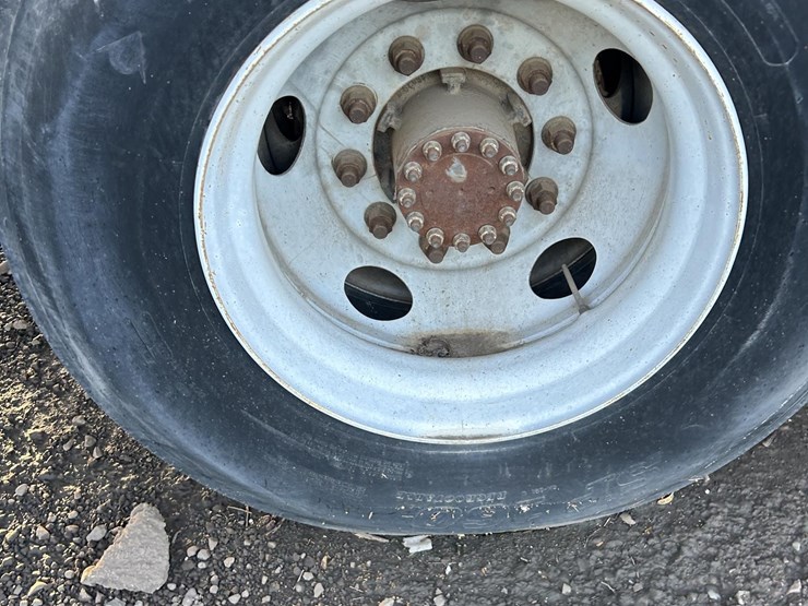 2000-isuzu-ftr-image-45