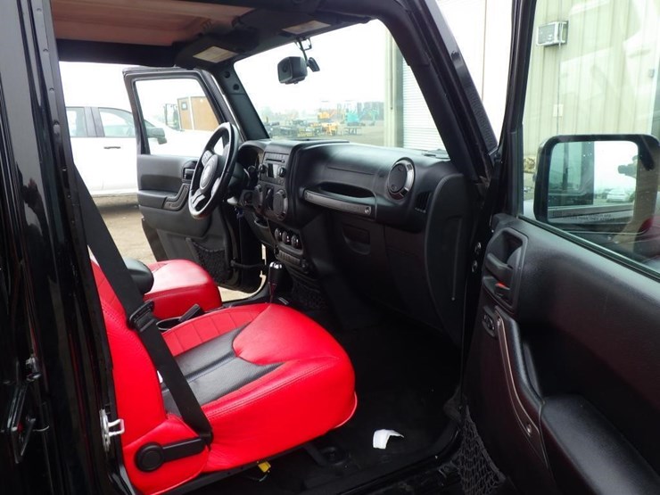 2016-jeep-wrangler-image-6