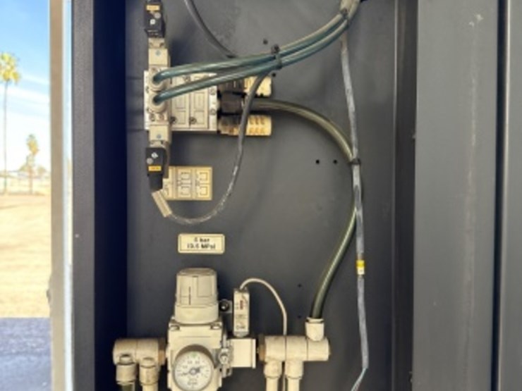 2012-doosan-puma-400m-cnc-lathe-image-30