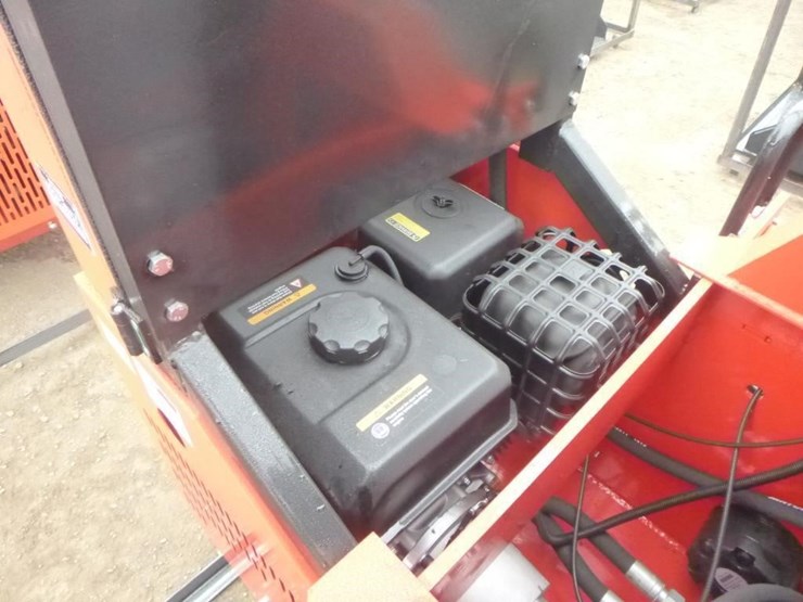 2025-agt-sda-140t-skid-steer-track-loader-image-19