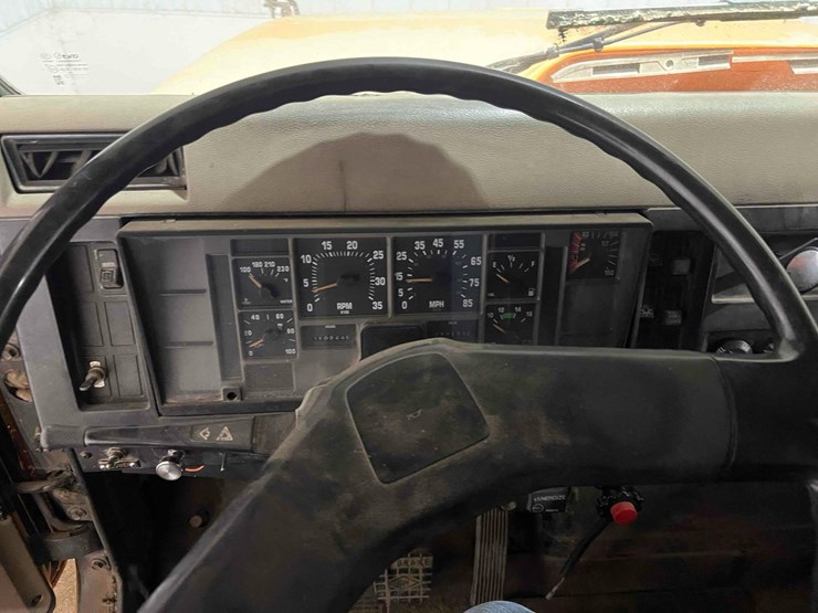 1993-international-254-image-23