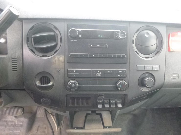 2012-ford-f450-image-21