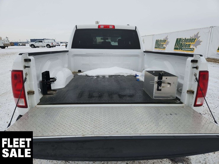 2011-dodge-1500-image-23