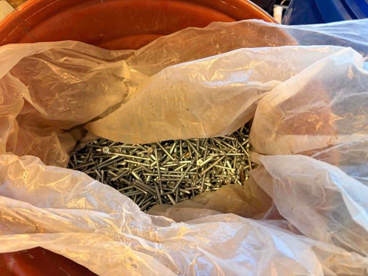 assortment-of-screw-fasteners-/w-misc-material-image-4