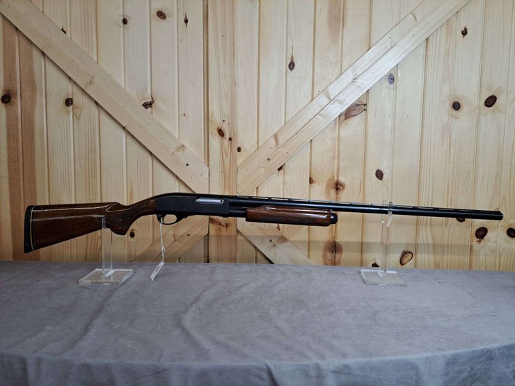 remington-model-870-wingmaster-magnum-12-gauge-pump-shotgun-image-9