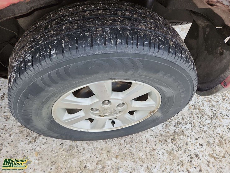 2011-mazda-tribute-image-14