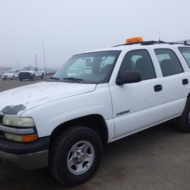 2002 CHEVROLET TAHOE