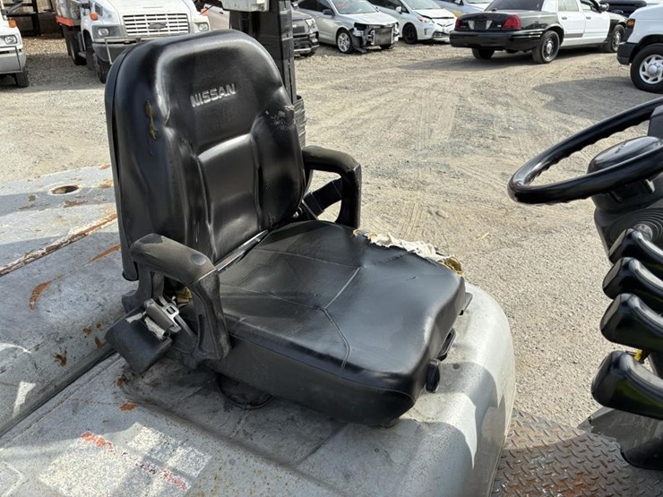 nissan-mug1f2a30jv-image-18