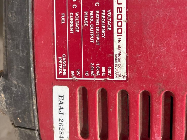 honda-eu2000i-inverter-image-4