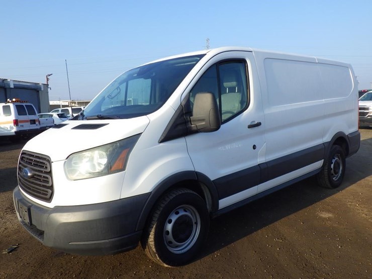 2016-ford-transit-image-1