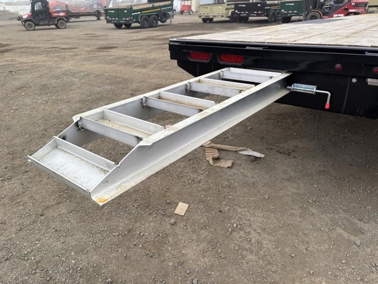 2026-southland-hbat7-24-flatbed-trailer-image-19